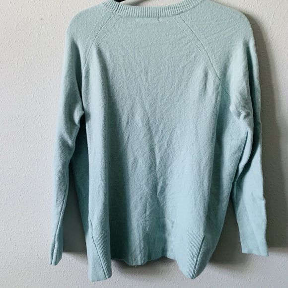 Banana Republic Wool Split Hem Boyfriend Sweater - Picture 6 of 6